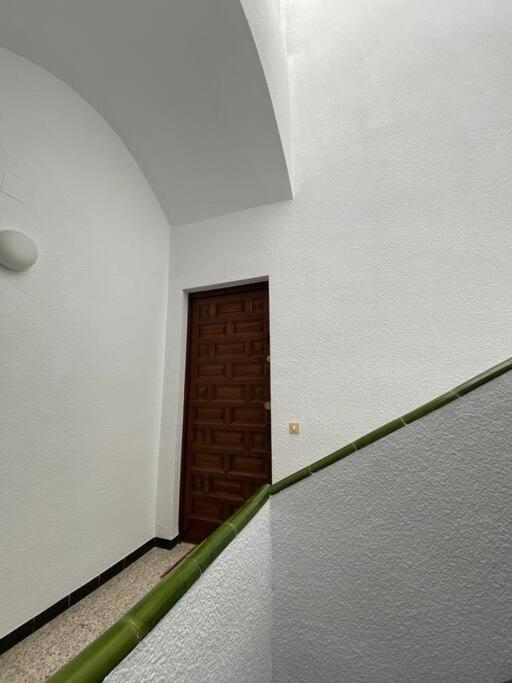 Lindo Apartamento Con Vistas Al Puerto Mistral Empuriabrava Kültér fotó