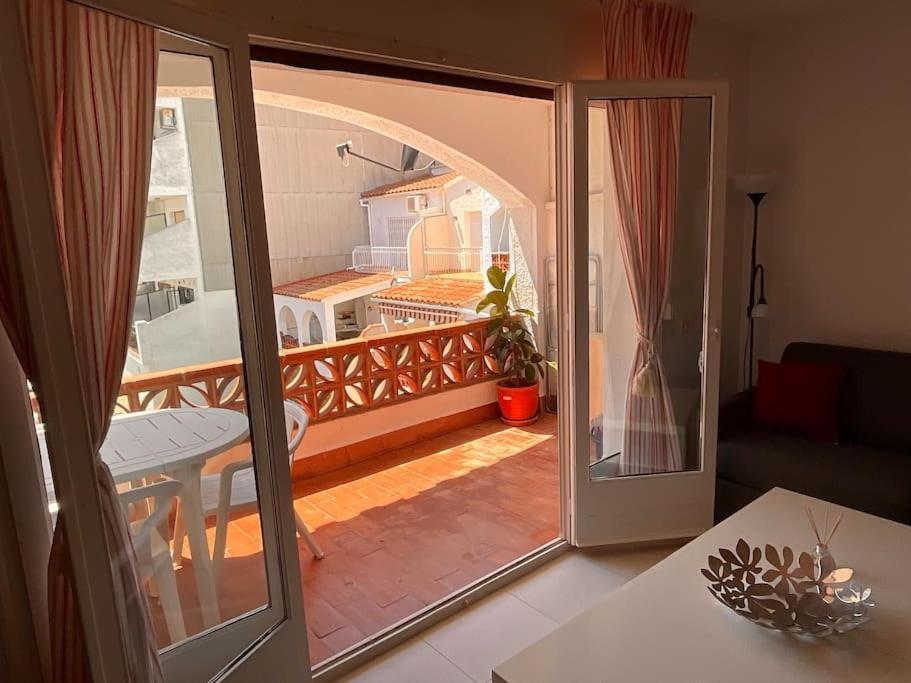 Lindo Apartamento Con Vistas Al Puerto Mistral Empuriabrava Kültér fotó